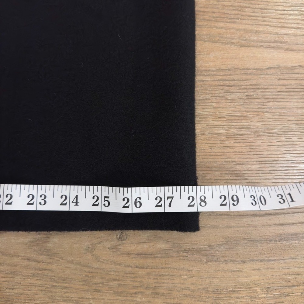 100% Lambswool Scarf Made In Great Britian-Black-Em Embroidery London-56" x 11" - Picture 10 of 10